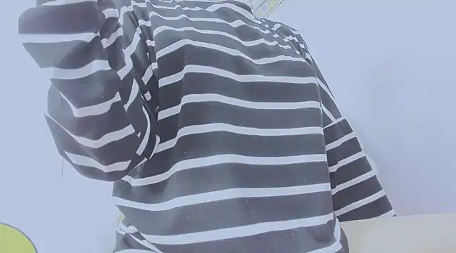 Snapshot of Linh_diudang chatting on January 24, 2025, 3:43 am Linh diudang online show from January 24, 2025, 3:43 am