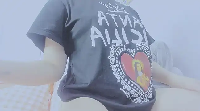 Snapshot of Linh_diudang chatting on February 11, 2025, 4:01 am Linh diudang online show from February 11, 2025, 4:01 am