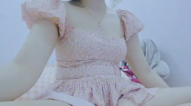 Snapshot of Linh_diudang chatting on February 13, 2025, 2:42 pm Linh diudang online show from February 13, 2025, 2:42 pm