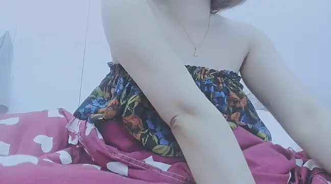 Snapshot of Linh_diudang chatting on February 23, 2025, 2:57 pm Linh diudang online show from February 23, 2025, 2:57 pm