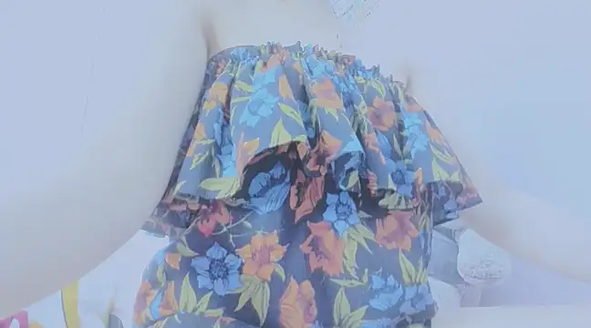 Snapshot of Linh_diudang chatting on February 24, 2025, 3:33 am Linh diudang online show from February 24, 2025, 3:33 am