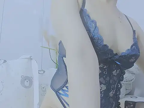 Snapshot of Linh_diudang chatting on September 20, 2025, 2:34 am Linh diudang online show from September 20, 2025, 2:34 am