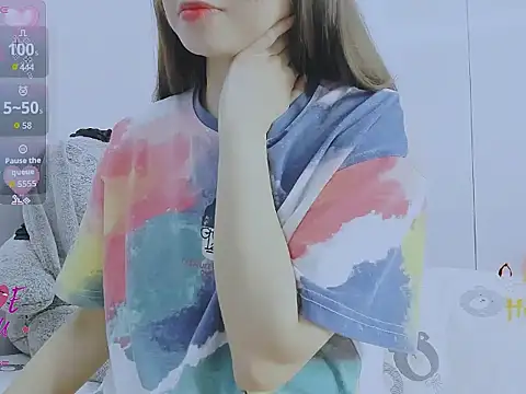 Snapshot of Linh_diudang chatting on November 18, 2025, 2:50 am Linh diudang online show from November 18, 2025, 2:50 am