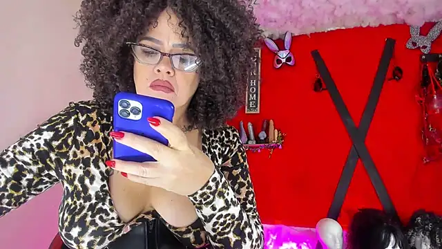 Snapshot of jena_derboo chatting on June 17, 2026, 10:50 am jena derboo online show from June 17, 2026, 10:50 am
