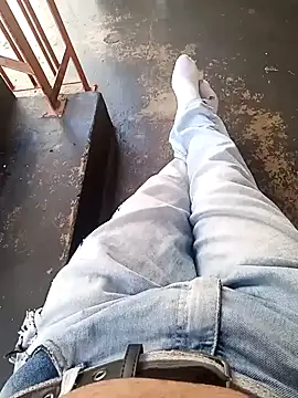 Snapshot of dredre1069 chatting on December 23, 2024, 5:11 pm dredre1069 online show from December 23, 2024, 5:11 pm