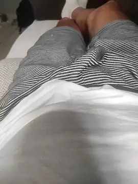 Snapshot of dredre1069 chatting on December 19, 2025, 1:51 pm dredre1069 online show from December 19, 2025, 1:51 pm