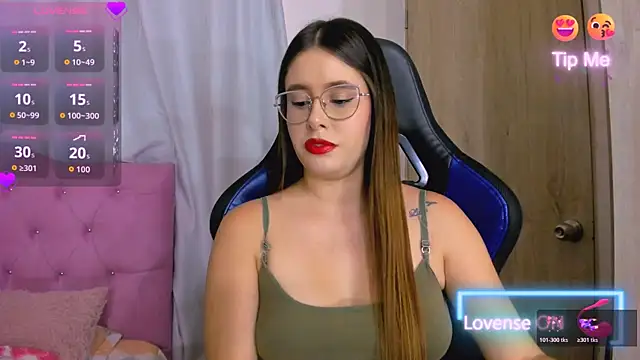 ParisShayk online show from July 31, 2026, 6:07 pm