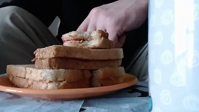 Snapshot of Cordt30 chatting on February 8, 2026, 1:58 pm Cordt30 online show from February 8, 2026, 1:58 pm