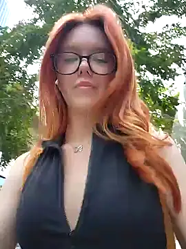 Snapshot of Teya_New chatting on December 22, 2024, 6:06 am Teya New online show from December 22, 2024, 6:06 am