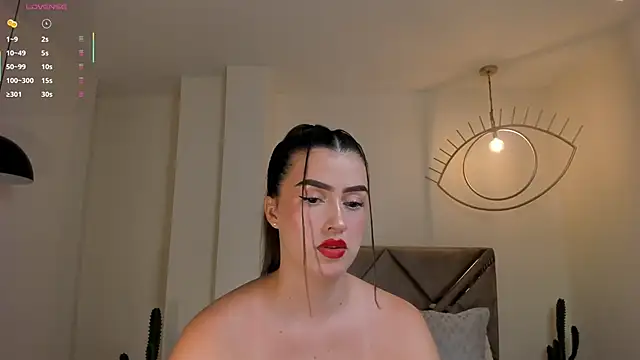 PaulinaSantos  online show from March 12, 2026, 8:04 pm