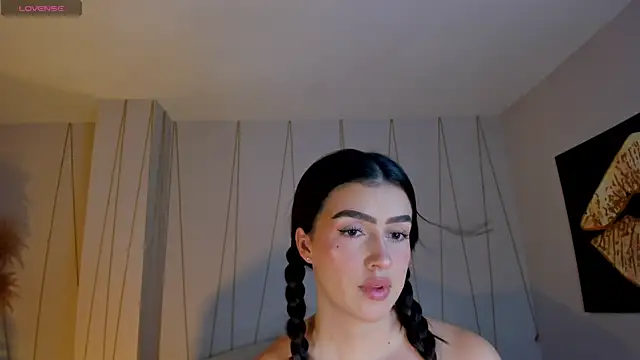 PaulinaSantos  online show from March 26, 2026, 8:03 pm