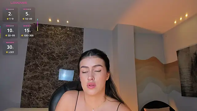 Snapshot of PaulinaSantos_ chatting on May 30, 2026, 8:06 pm PaulinaSantos online show from May 30, 2026, 8:06 pm