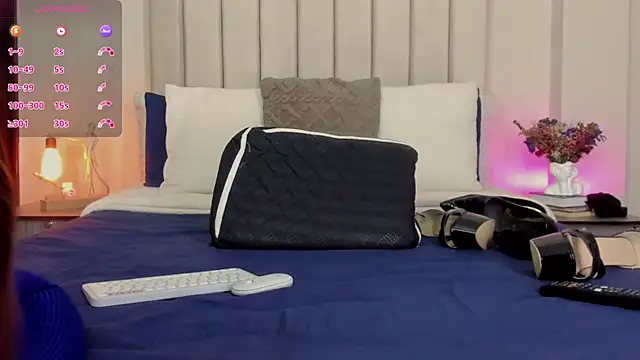 romina-brunette online show from February 13, 2026, 6:26 pm