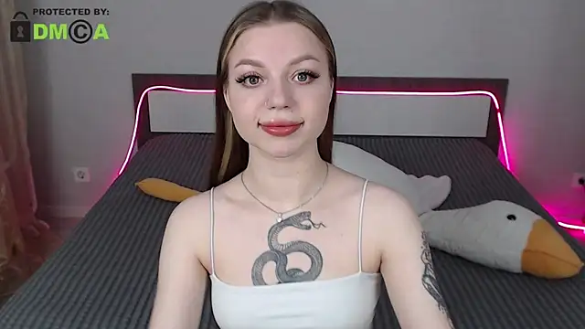 Snapshot of RonnieMilles chatting on March 12, 2025, 2:01 pm RonnieMilles online show from March 12, 2025, 2:01 pm