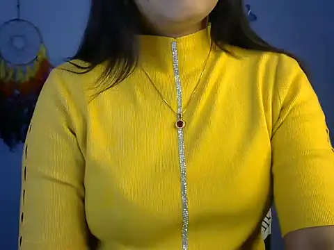 Black cat cutie online show from January 7, 2025, 3:24 am