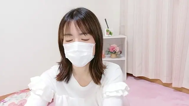 Snapshot of QoMeioQ chatting on November 25, 2025, 10:15 am QoMeioQ online show from November 25, 2025, 10:15 am