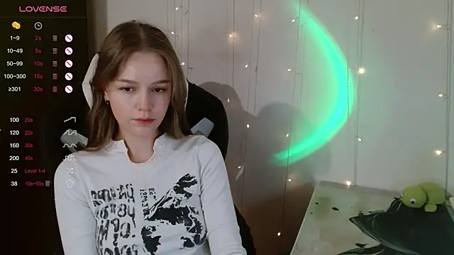 Snapshot of amelia_sweeti chatting on November 20, 2025, 9:36 pm amelia sweeti online show from November 20, 2025, 9:36 pm