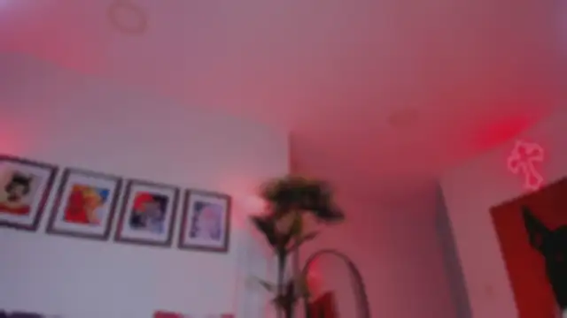 Snapshot of Taylor__foxxx chatting on September 13, 2025, 4:56 am Taylor foxxx online show from September 13, 2025, 4:56 am