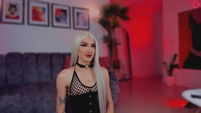 Taylor  foxxx online show from December 4, 2025, 5:39 am