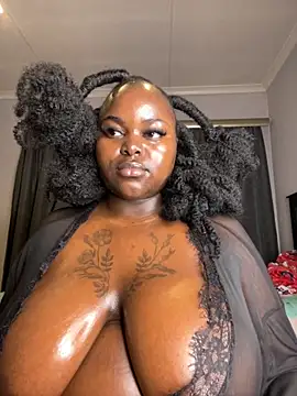 Snapshot of Honeycoco0211 chatting on June 5, 2026, 8:58 pm Honeycoco0211 online show from June 5, 2026, 8:58 pm