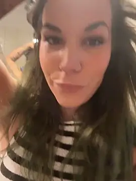 Snapshot of Lady_Knaller chatting on February 20, 2026, 8:42 pm Lady Knaller online show from February 20, 2026, 8:42 pm