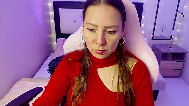 camila delarosa online show from June 20, 2026, 12:19 pm