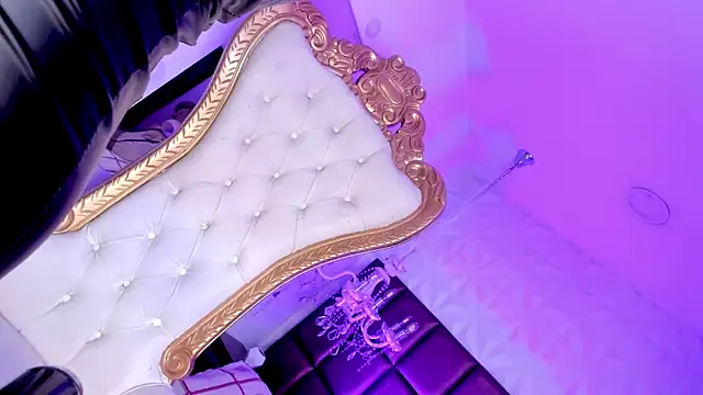 Snapshot of Dalila_Thoms chatting on March 17, 2025, 1:29 pm Dalila Thoms online show from March 17, 2025, 1:29 pm