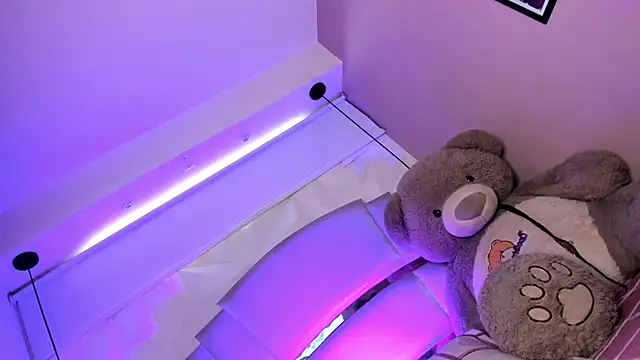 Snapshot of Dalila_Thoms chatting on March 18, 2025, 4:48 pm Dalila Thoms online show from March 18, 2025, 4:48 pm