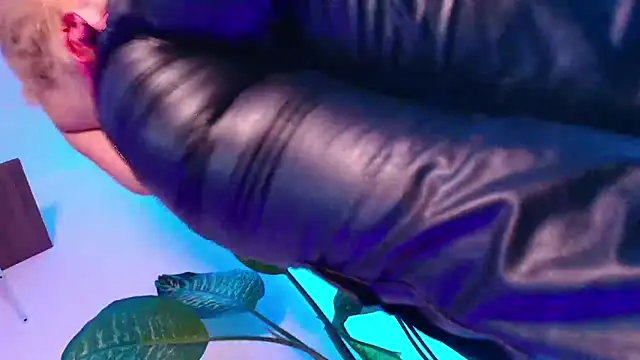 Snapshot of Dalila_Thoms chatting on November 8, 2025, 10:48 am Dalila Thoms online show from November 8, 2025, 10:48 am