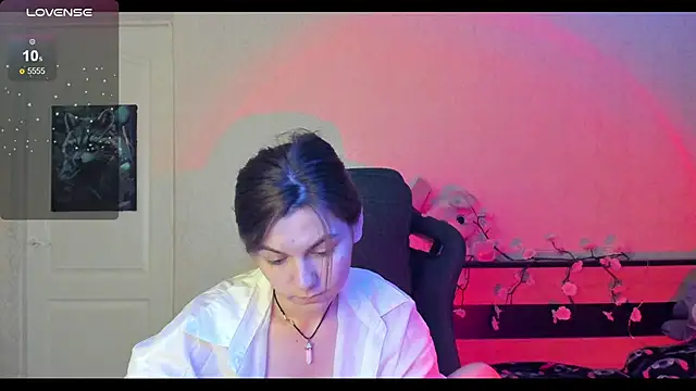 Sweet me  online show from June 10, 2026, 5:56 pm