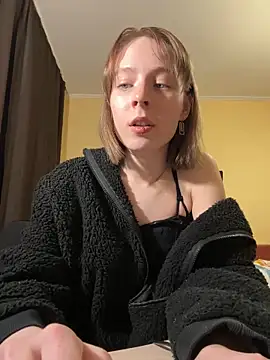 Crayzy Luv online show from January 16, 2025, 9:51 pm