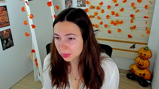 Lexy flower online show from November 12, 2025, 7:42 am