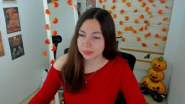 Lexy flower online show from November 20, 2025, 1:44 pm