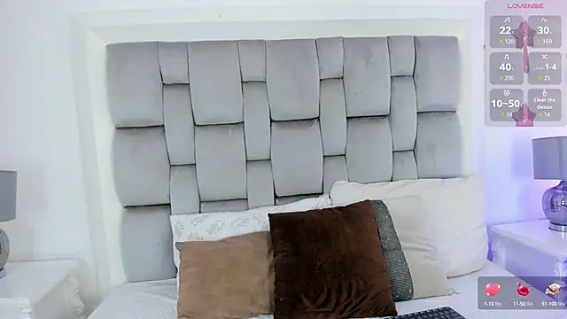 Snapshot of Valerith_Vega_ chatting on September 26, 2025, 12:09 pm Valerith Vega online show from September 26, 2025, 12:09 pm