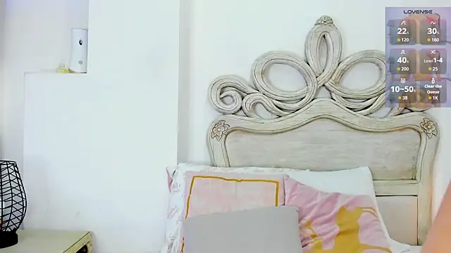 Snapshot of Valerith_Vega_ chatting on November 29, 2025, 12:08 pm Valerith Vega online show from November 29, 2025, 12:08 pm