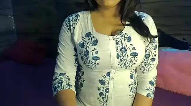 Trezza online show from February 6, 2025, 6:46 pm