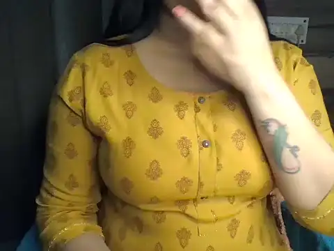 Trezza online show from December 5, 2025, 8:49 pm