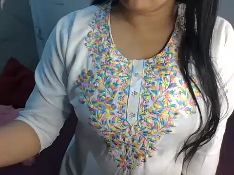Snapshot of Trezza chatting on May 15, 2026, 10:17 pm Trezza online show from May 15, 2026, 10:17 pm