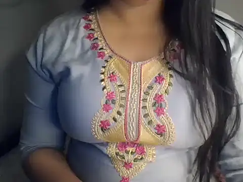 Snapshot of Trezza chatting on June 29, 2026, 7:58 pm Trezza online show from June 29, 2026, 7:58 pm