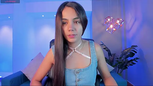 Snapshot of martina_mancini chatting on March 20, 2025, 12:00 pm martina mancini online show from March 20, 2025, 12:00 pm