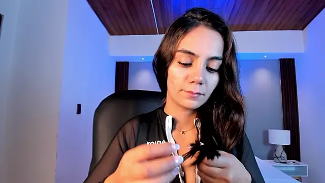 martina mancini online show from March 10, 2026, 11:37 am