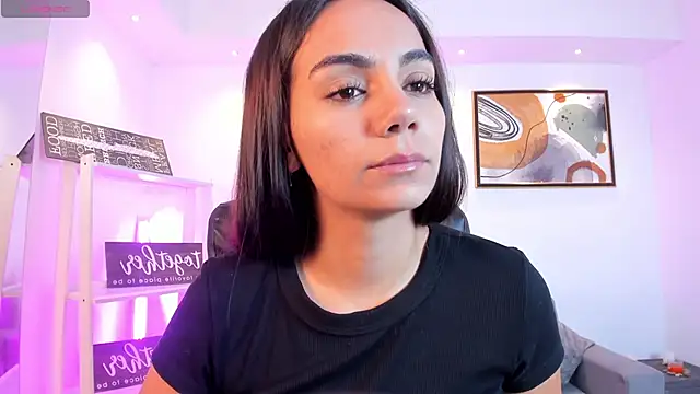 Snapshot of martina_mancini chatting on May 18, 2026, 12:00 pm martina mancini online show from May 18, 2026, 12:00 pm