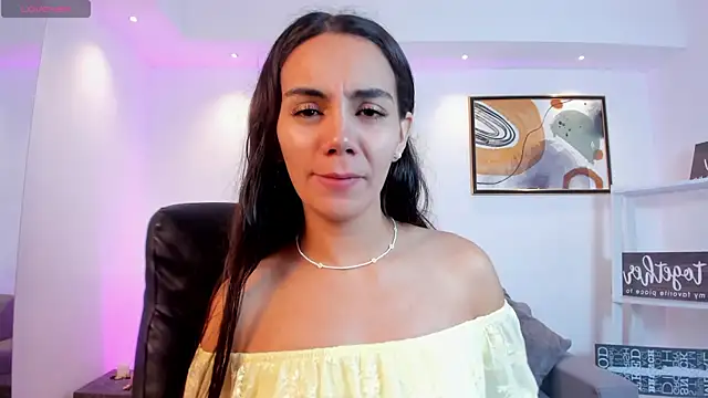 Snapshot of martina_mancini chatting on June 23, 2026, 12:36 pm martina mancini online show from June 23, 2026, 12:36 pm
