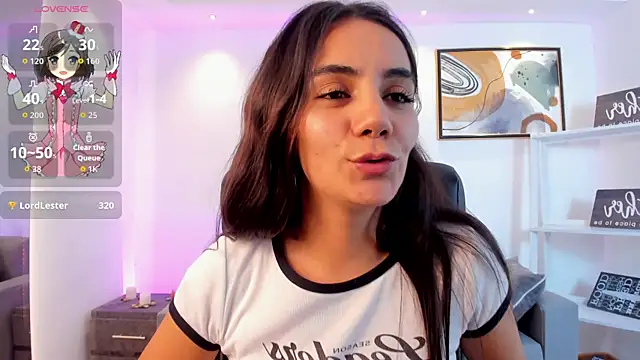 Snapshot of martina_mancini chatting on July 28, 2026, 3:21 pm martina mancini online show from July 28, 2026, 3:21 pm