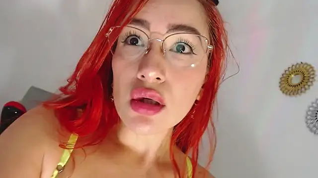 Snapshot of Ashly_Roberths chatting on December 11, 2024, 11:21 pm Ashly Roberths online show from December 11, 2024, 11:21 pm