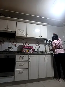 Dominik girl online show from October 3, 2025, 10:40 pm