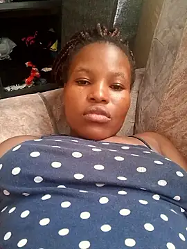 Snapshot of petite_babe chatting on May 12, 2026, 11:18 am petite babe online show from May 12, 2026, 11:18 am