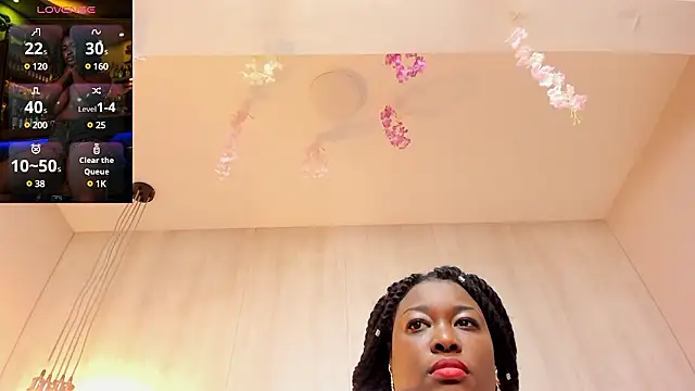 ShairaCoxx online show from December 2, 2024, 3:58 pm