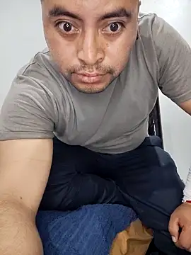 Snapshot of Potro23hotzen chatting on September 14, 2025, 10:31 pm Potro23hotzen online show from September 14, 2025, 10:31 pm