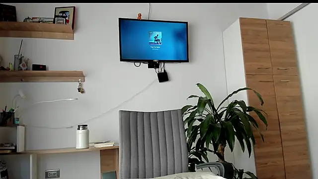 Snapshot of manucute_23_ chatting on June 19, 2026, 3:38 pm manucute 23 online show from June 19, 2026, 3:38 pm